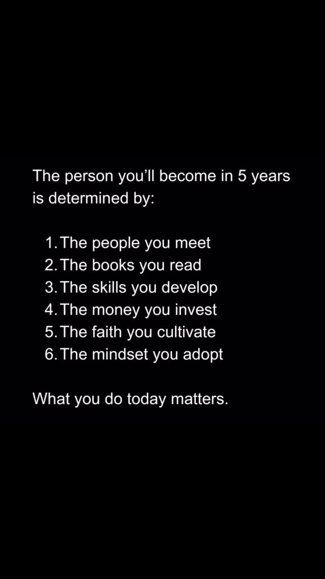 Nothing changes if nothing changes…but guess what? You’ve gotta be and make the change. 

#createthechange #226 #growthyear #persist